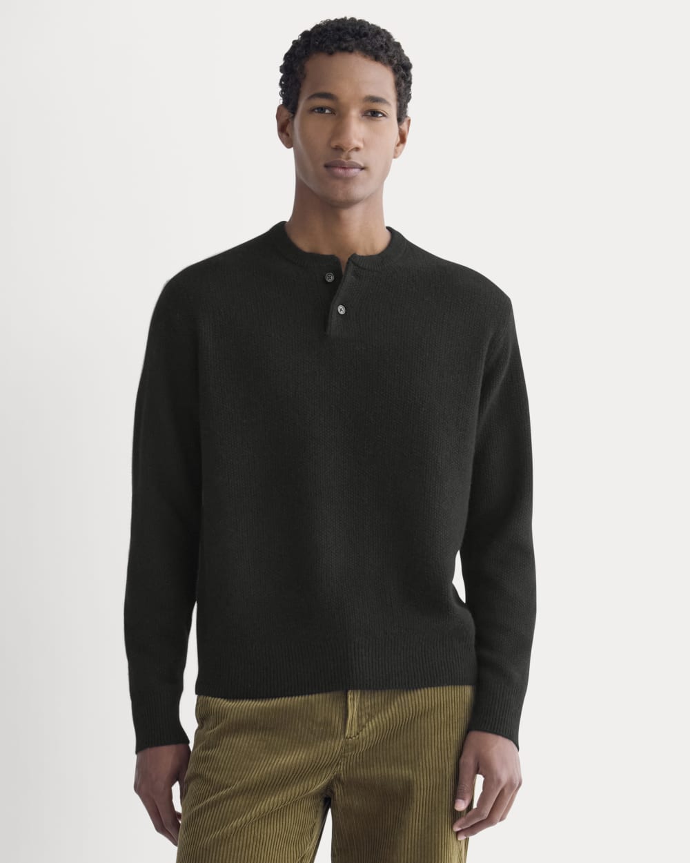 Henley in Wool Cashmere |  Black