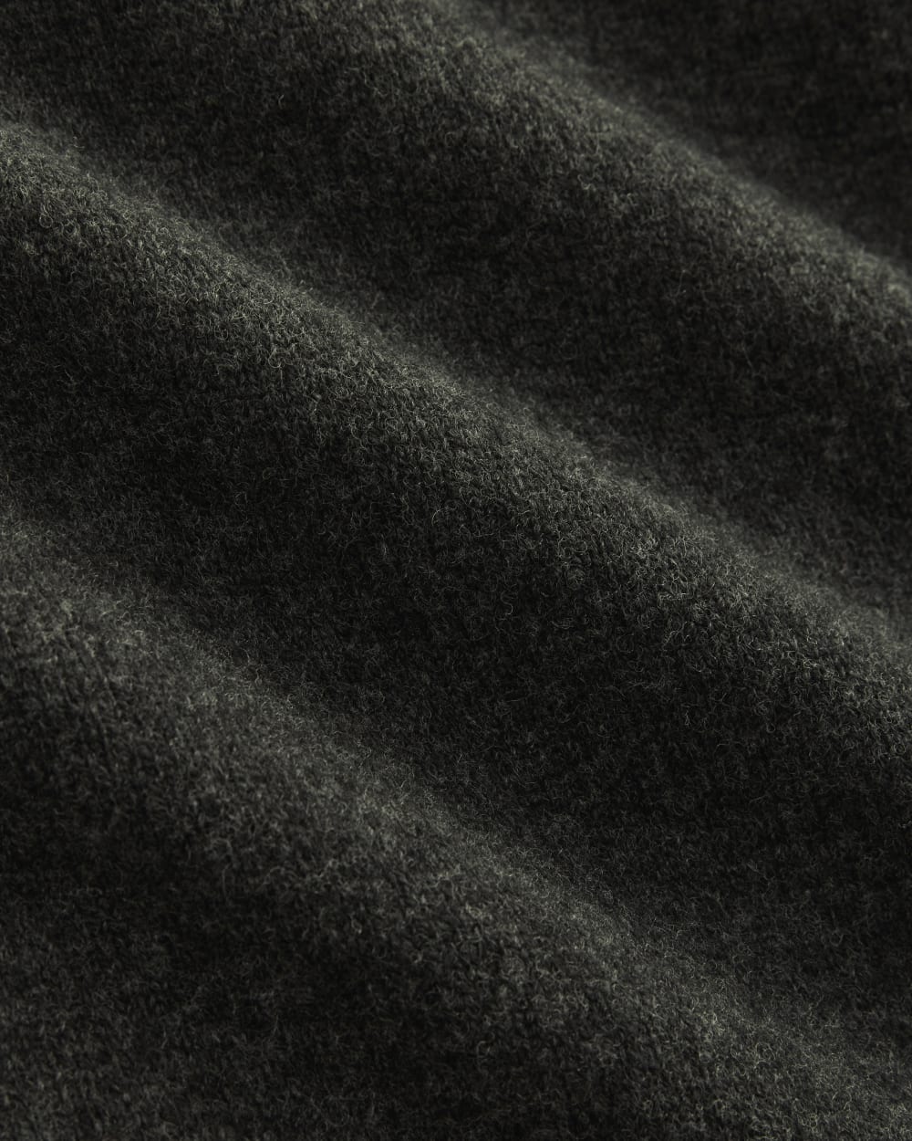 Luxe Merino Relaxed Turtleneck | Heathered Black