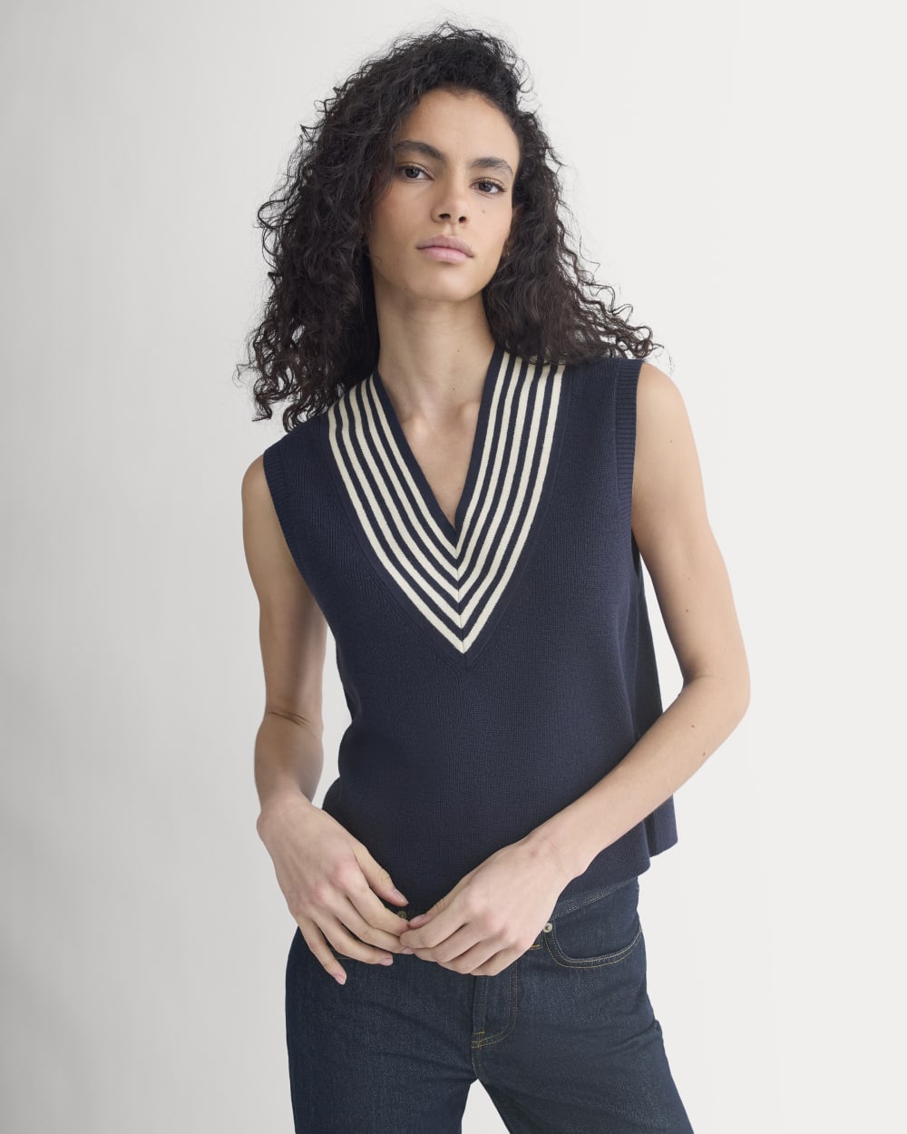 Relaxed V-Neck Vest in Cotton Merino | Navy
